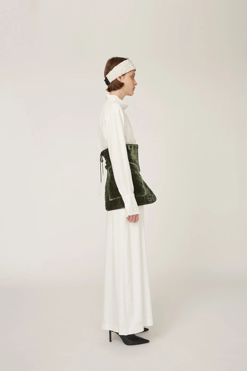 Framed embroidery wrap dress (White)