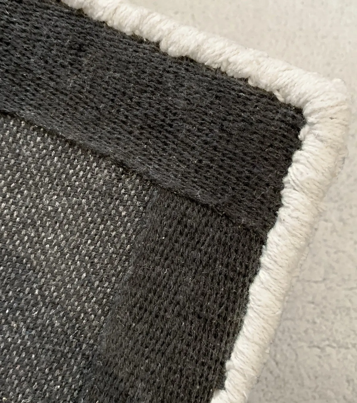 Minima - Rug - Polka Dots (multicolored)